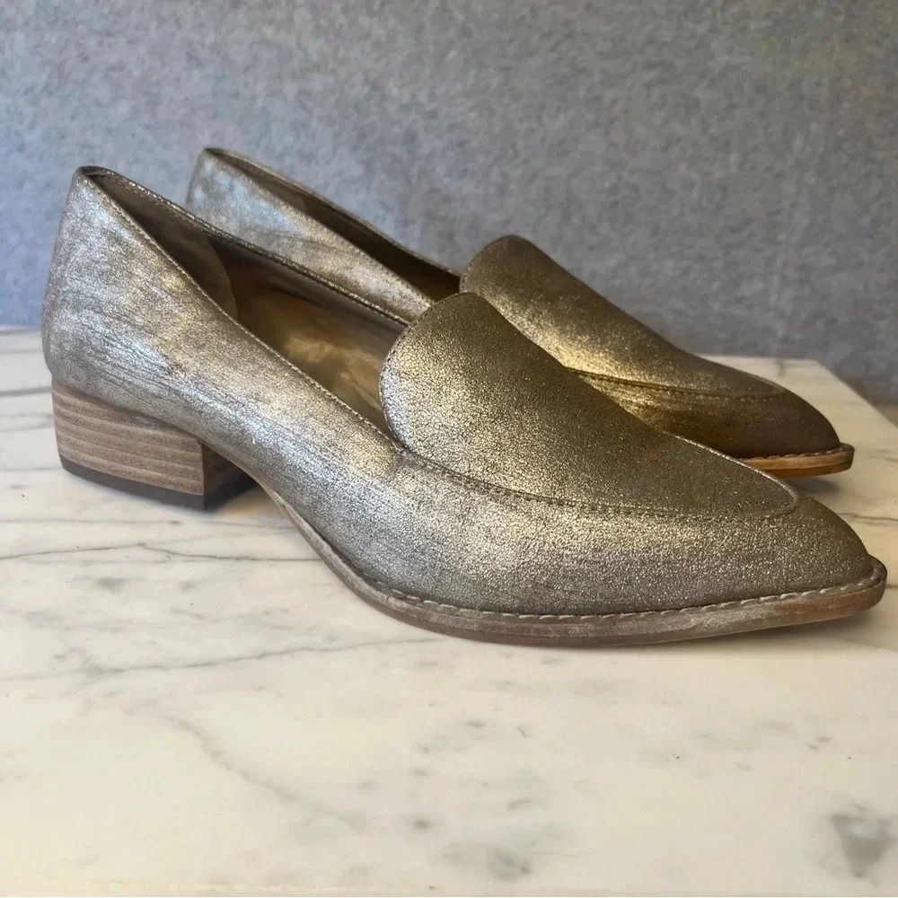 - Vince Camuto Women’s Loafers Becarda Brushed Bronze Metallic Leather size 6.5‎